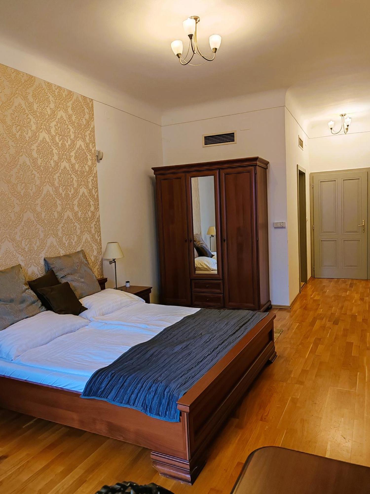 Varosi Vendeghaz Szentendre Exteriér fotografie